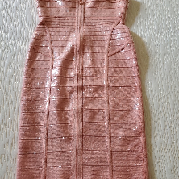 Herve Leger bandage dress - Picture 2 of 7